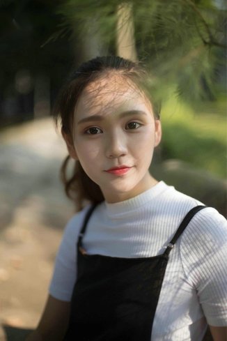 韩国美女宋珠娥居家短裙写真妩媚迷人