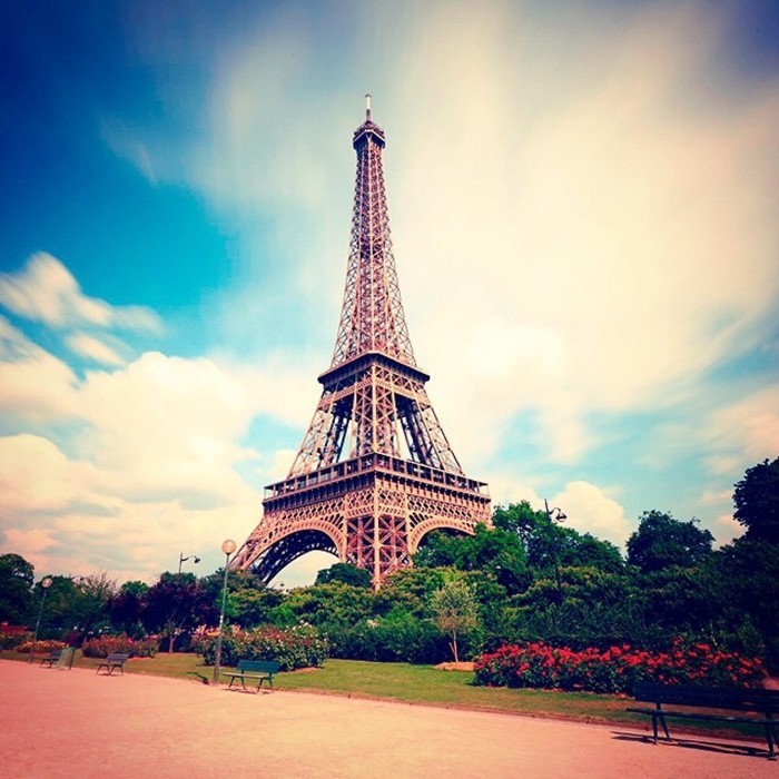 巴黎铁塔冬天风景图片素材